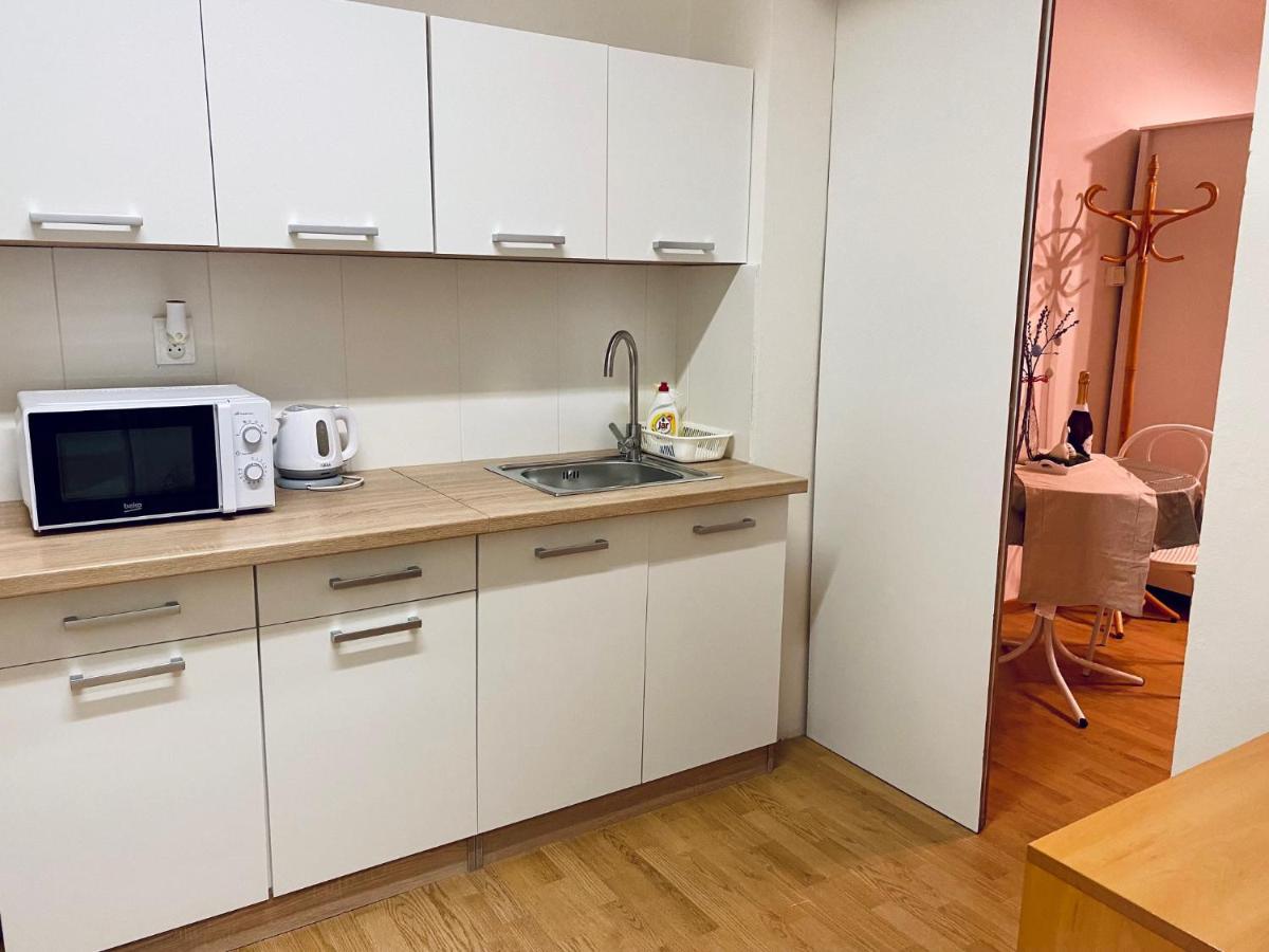 Beauty-Spa Apartment Decin Luaran gambar
